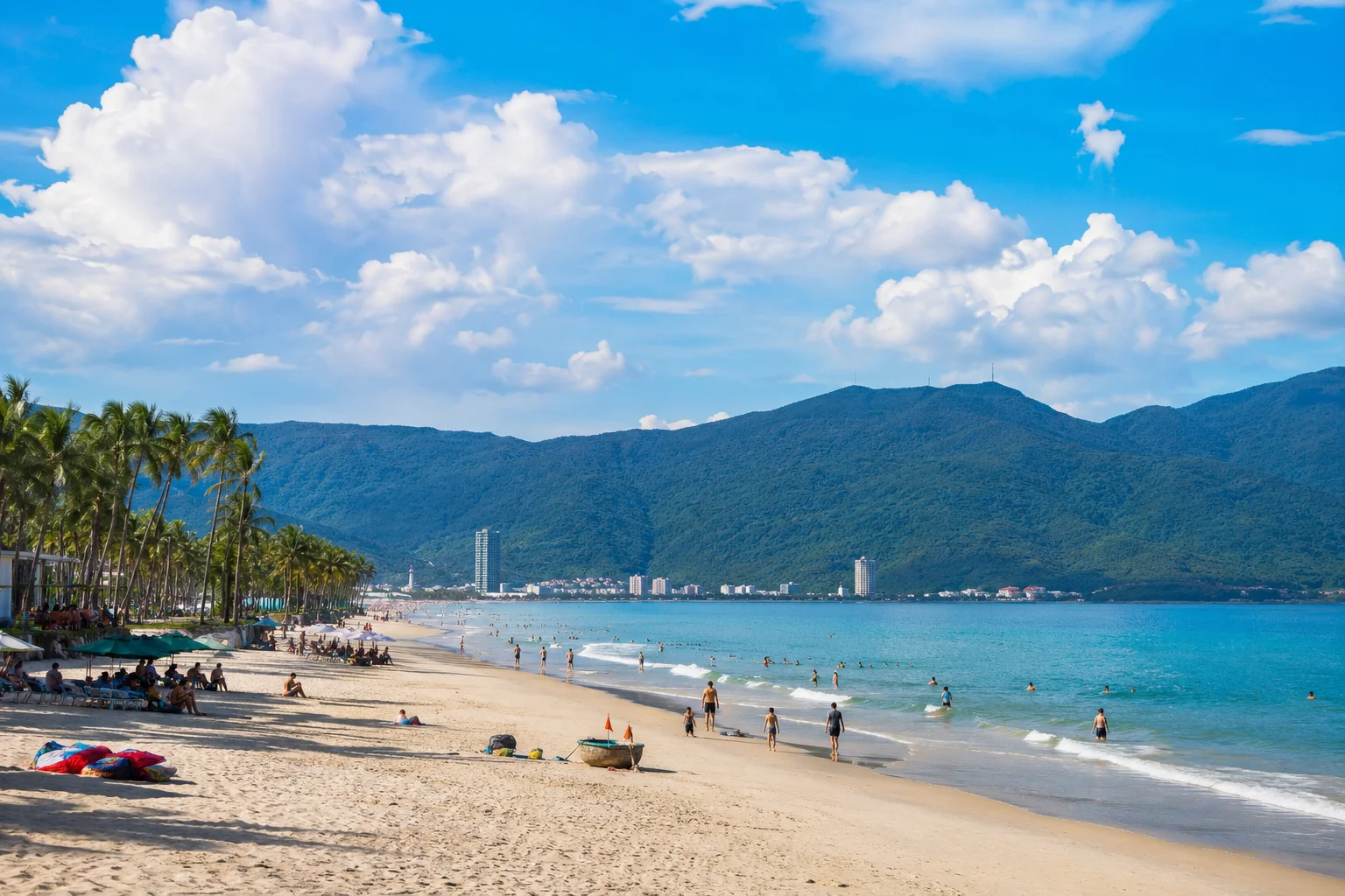 Da Nang Beach, Vietnam