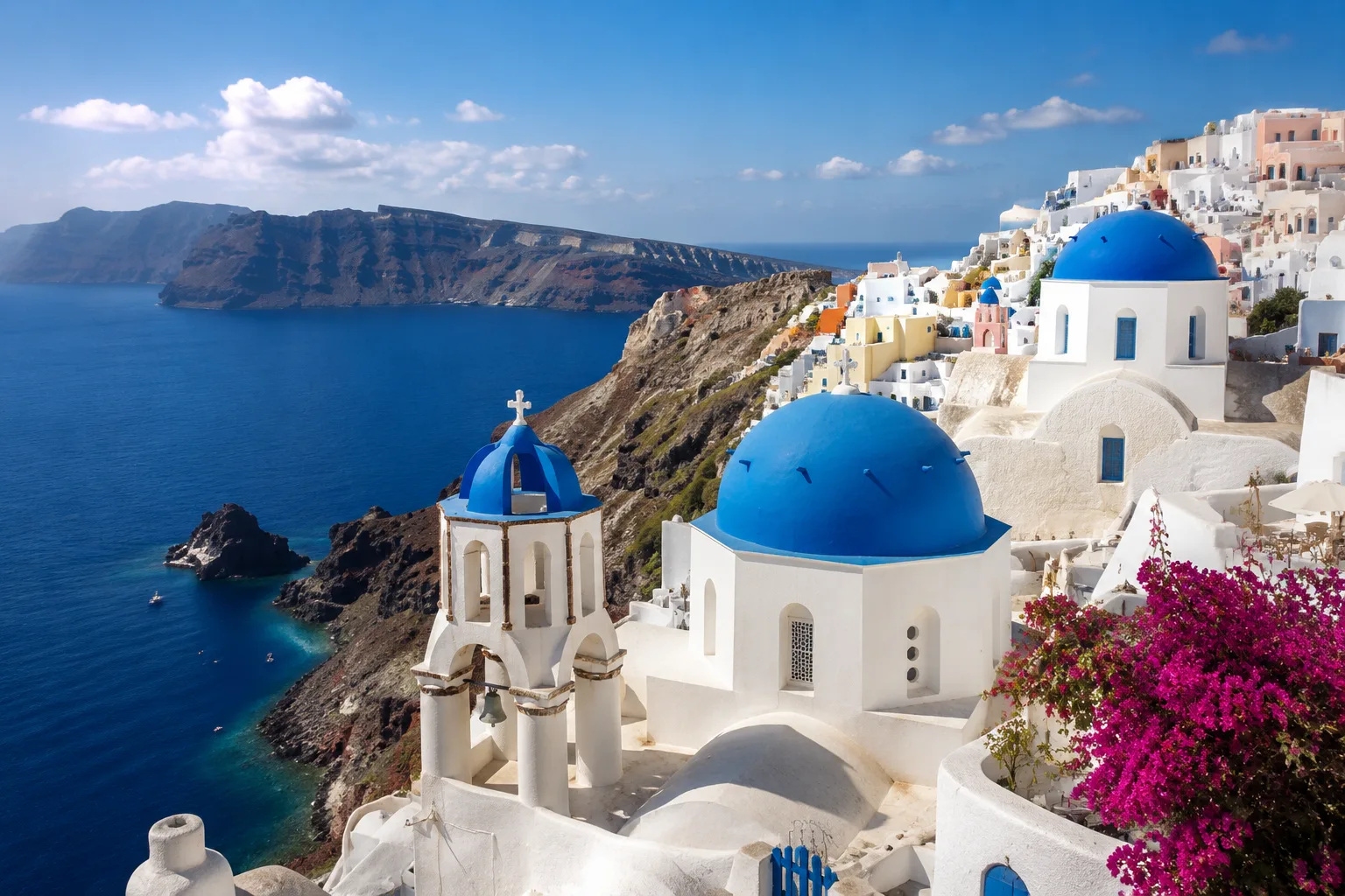 Oia, Santorini, Greece
